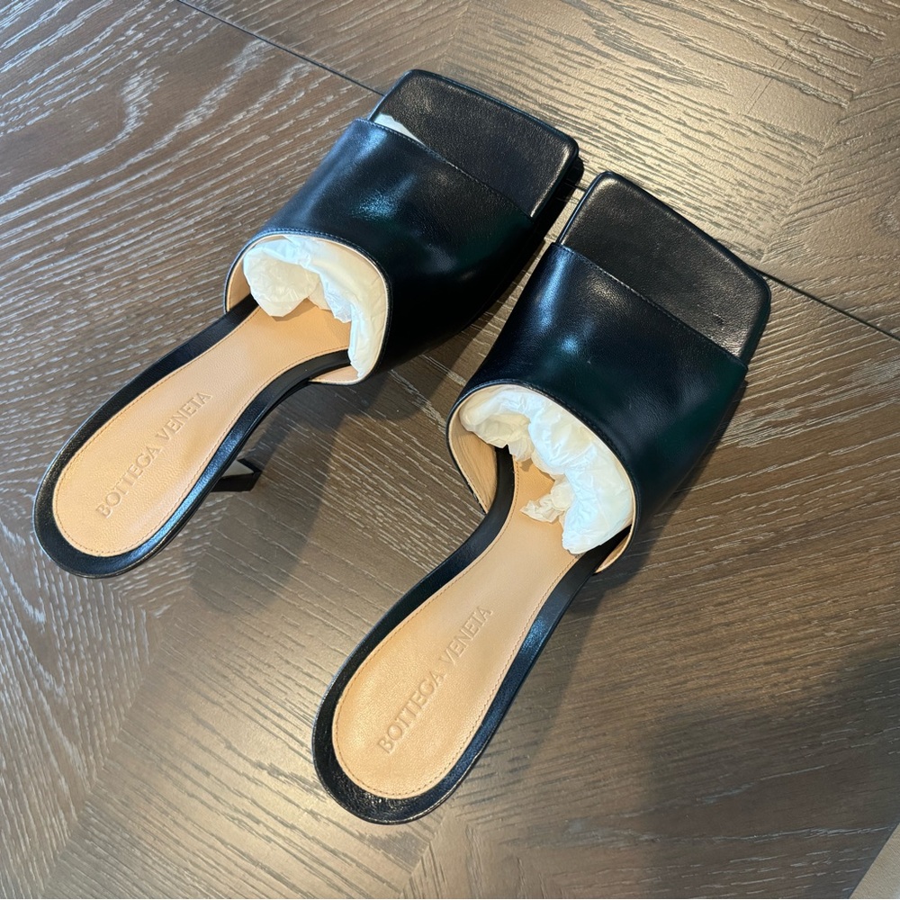 Bottega Veneta Leather Mules